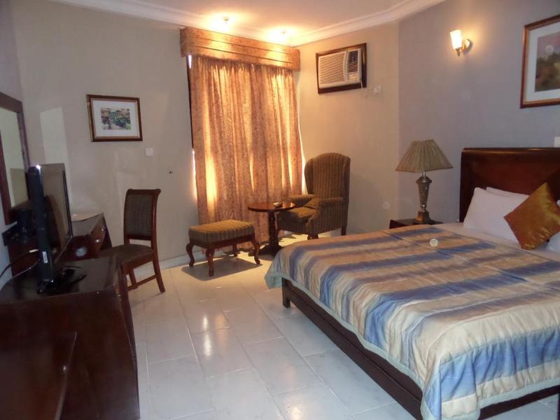 Royal Kaft Hotel Ikorodu Экстерьер фото